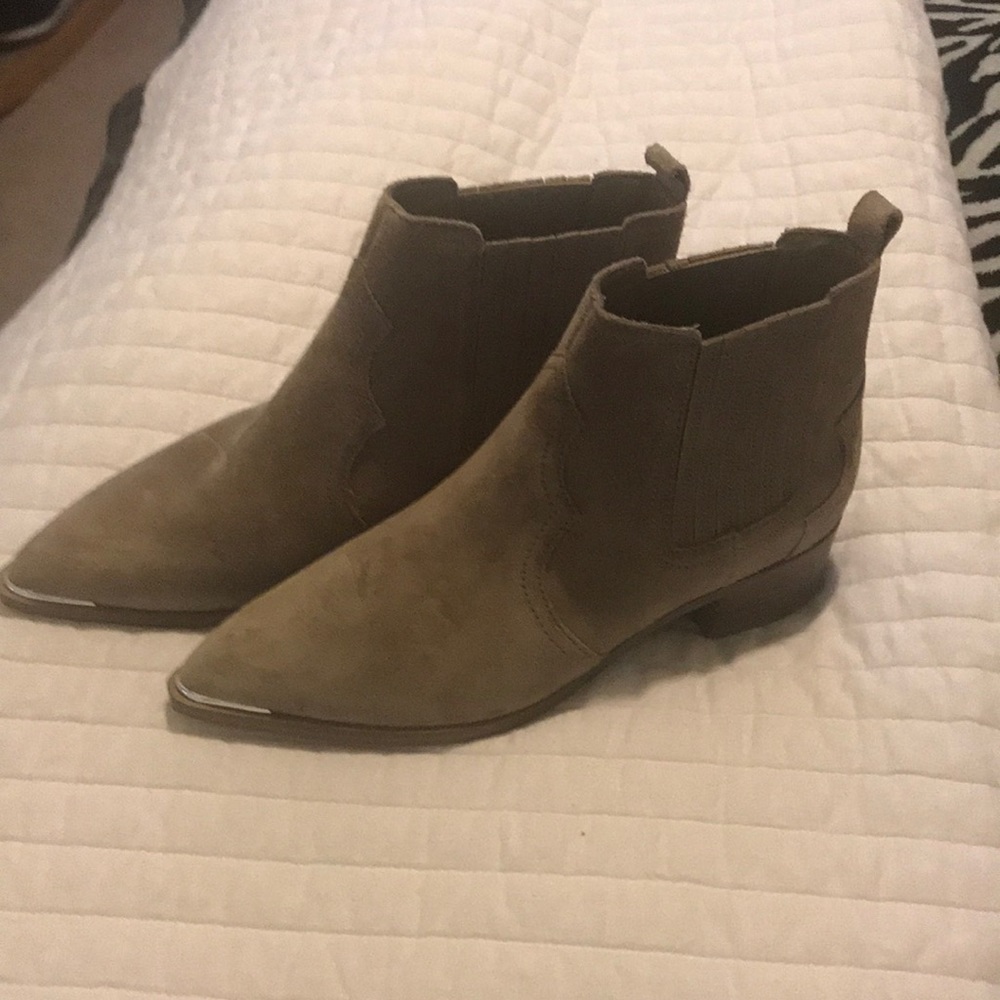 Marc Fisher Tan Booties!!! New